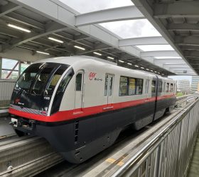 ゆいレール　昔と今